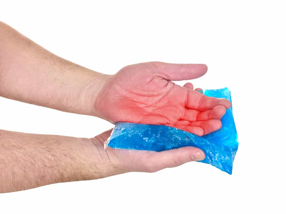 Những chiến sĩ áo trắng trên mặt trận phòng chống Covid - 19